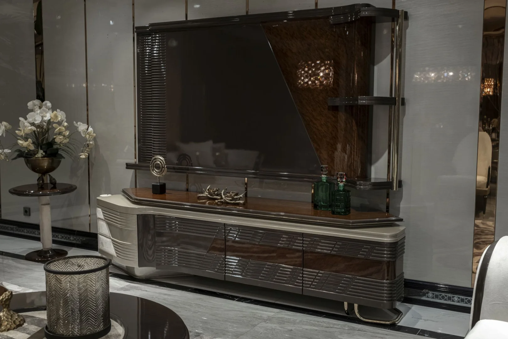 Belina Tv Unit