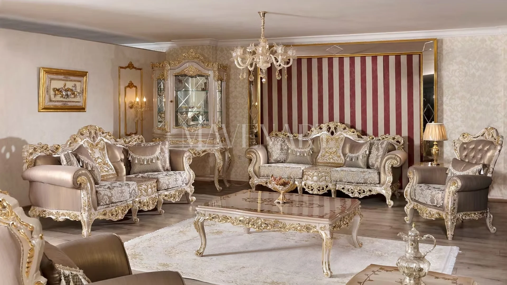 Kral Classic Sofa Set