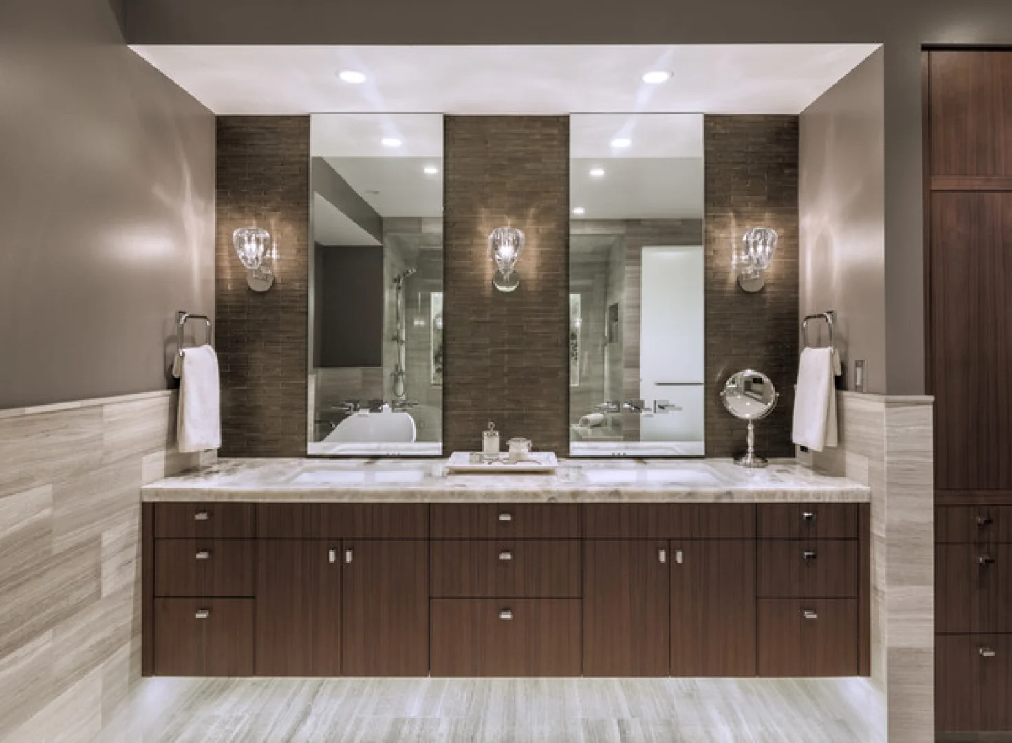 Behavi Bathroom Set